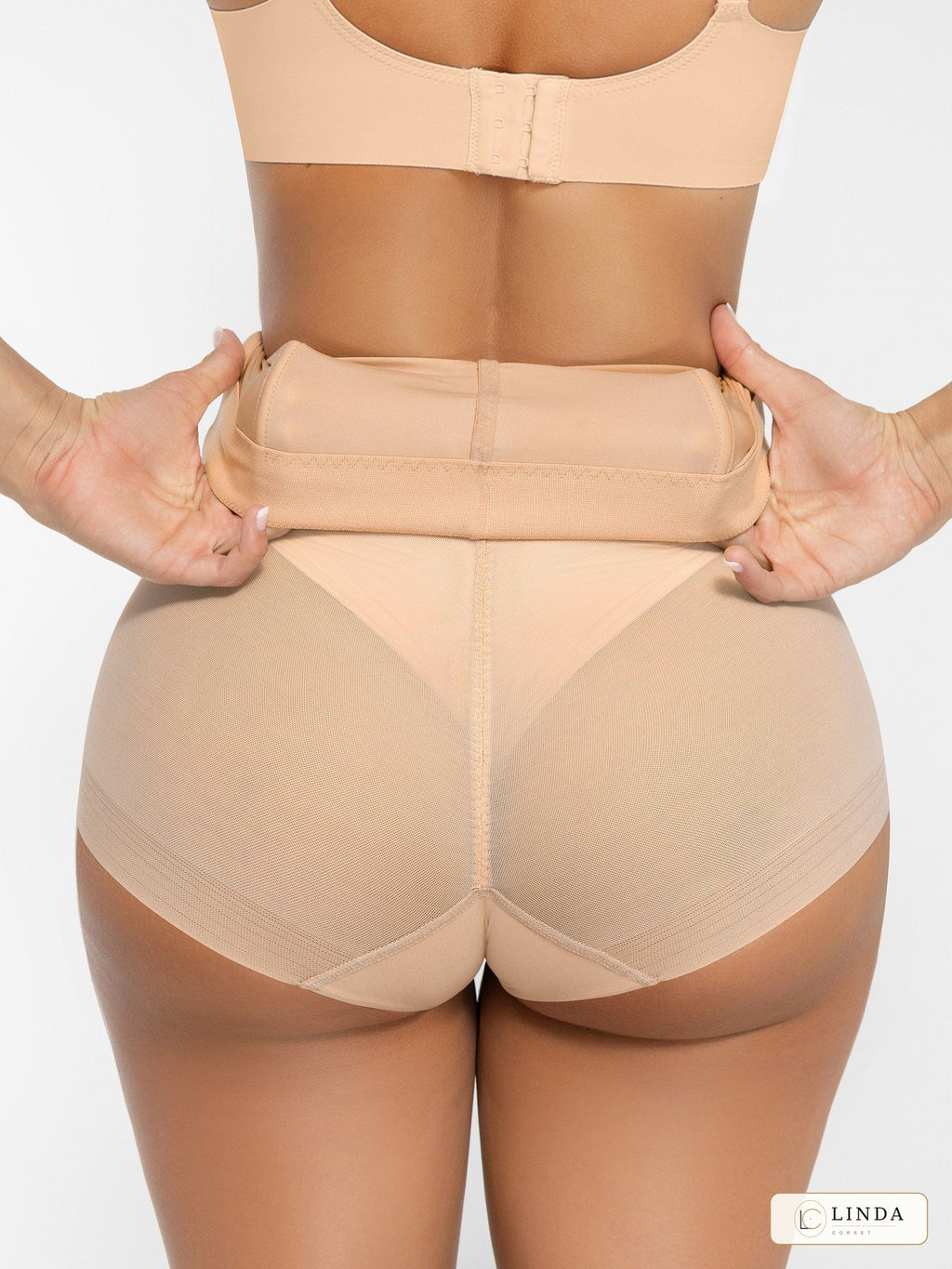 LINDA MeshSculpt Light Skin shaping brief, back view and flexible waistband