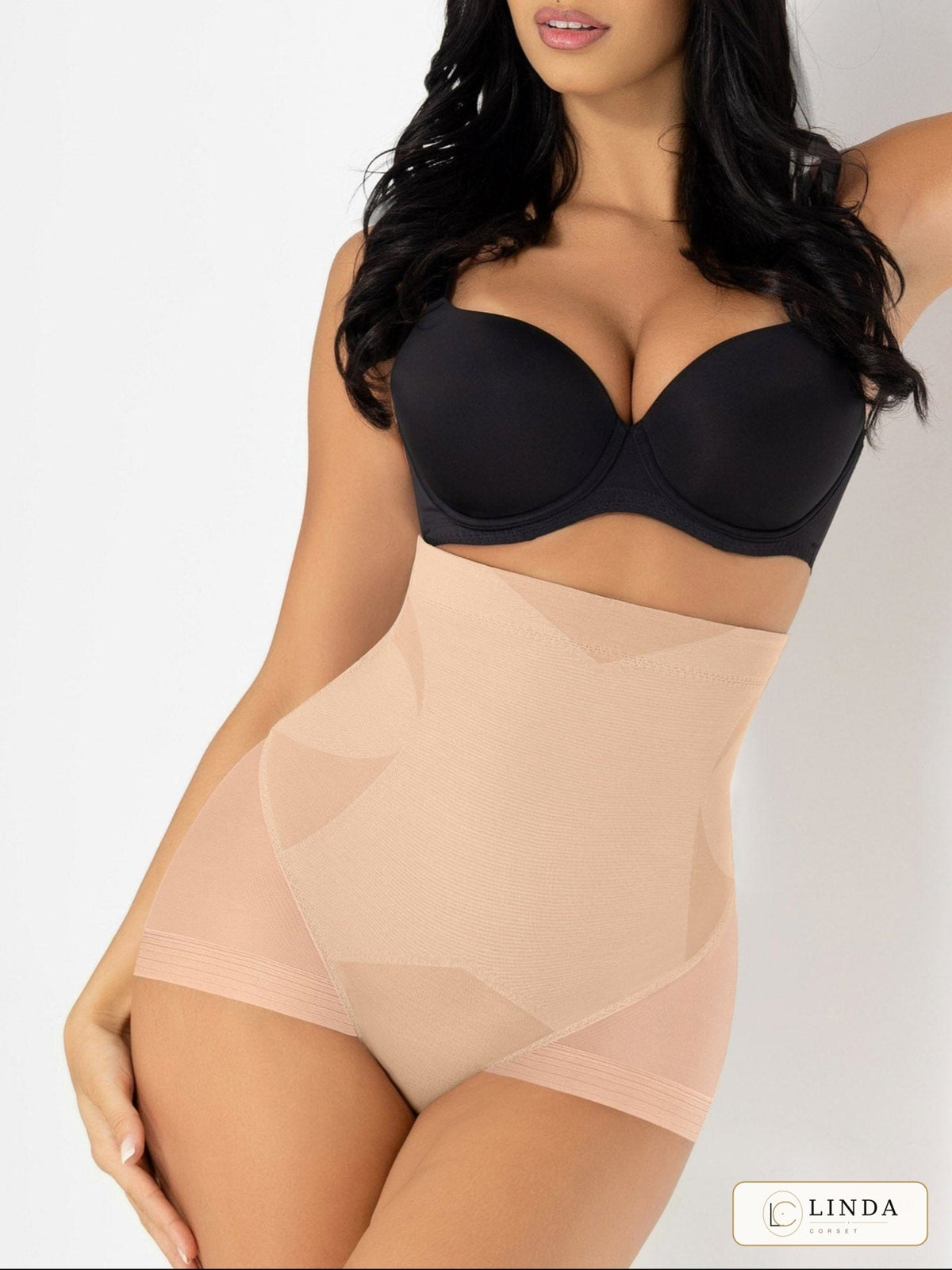 LINDA MeshSculpt Light Skin shaping brief, angled model view